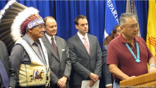 Judge approves nearly $1 billion settlement between U.S. and tribes